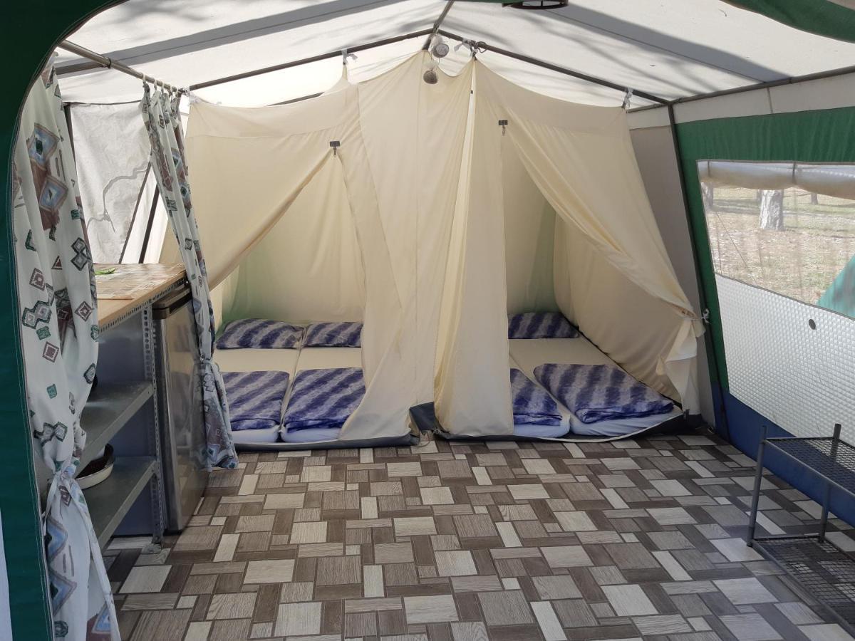 Camping Planik Hotel Ražanac Eksteriør billede