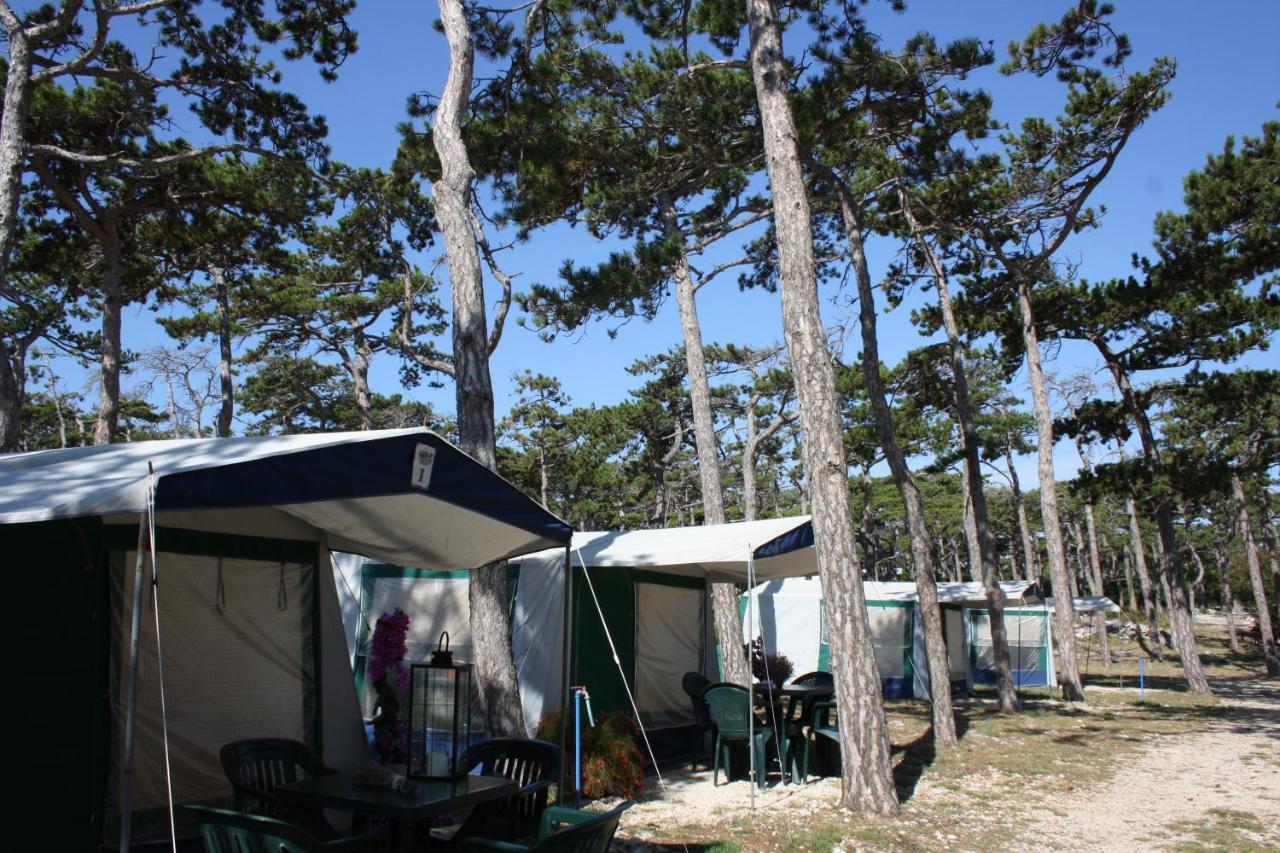 Camping Planik Hotel Ražanac Eksteriør billede
