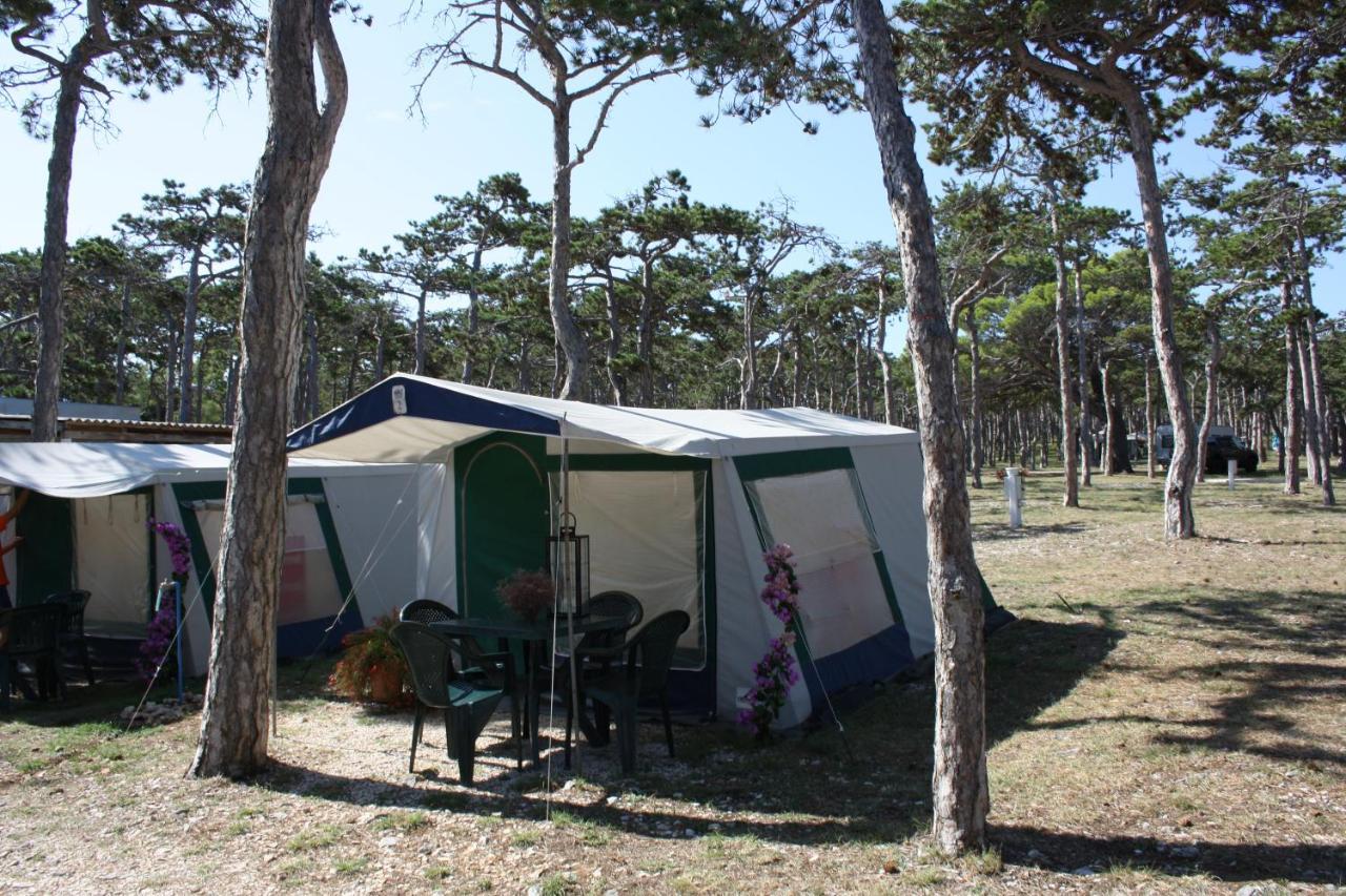 Camping Planik Hotel Ražanac Eksteriør billede