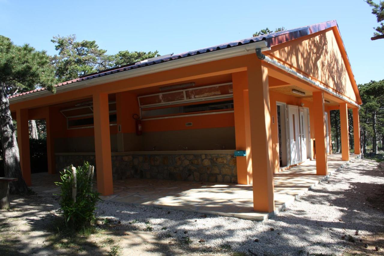 Camping Planik Hotel Ražanac Eksteriør billede