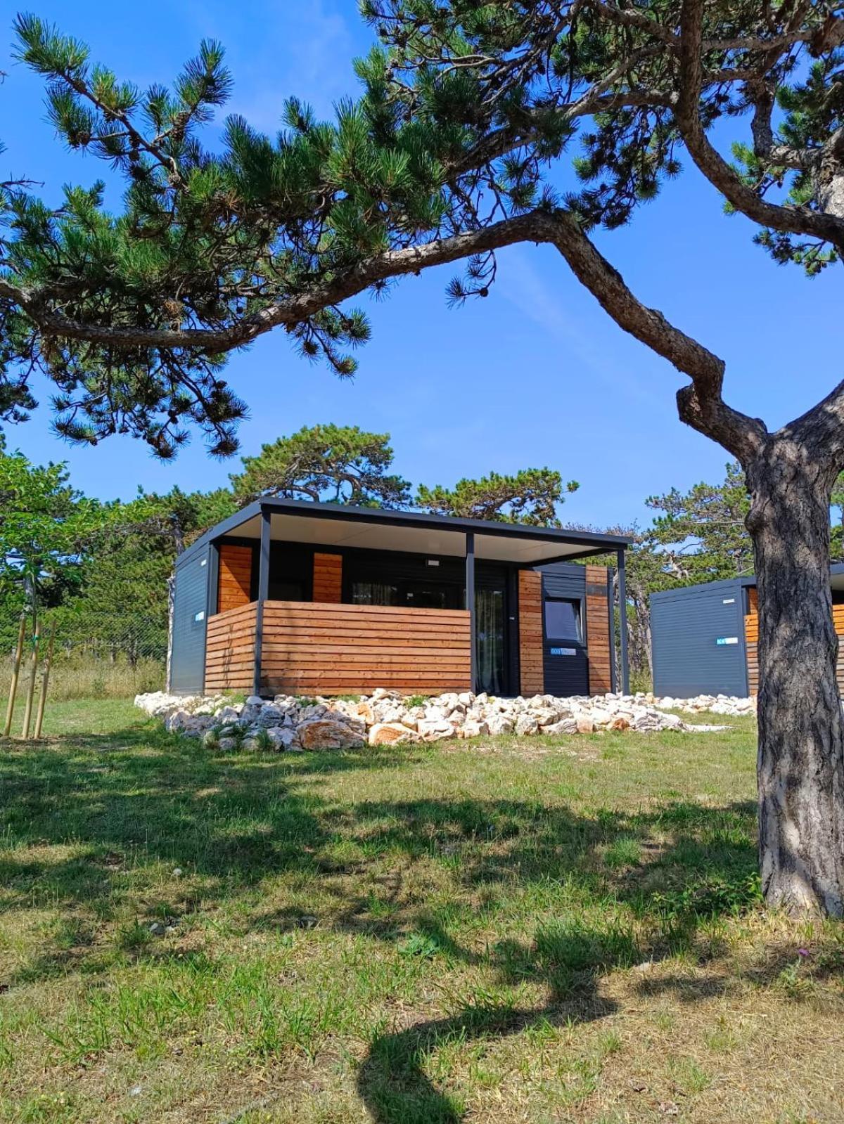 Camping Planik Hotel Ražanac Eksteriør billede