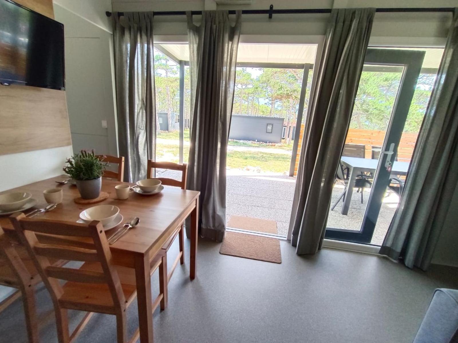 Camping Planik Hotel Ražanac Eksteriør billede