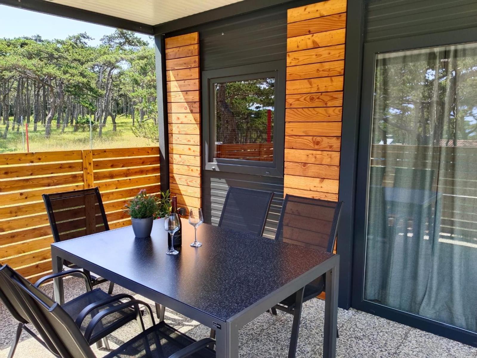 Camping Planik Hotel Ražanac Eksteriør billede
